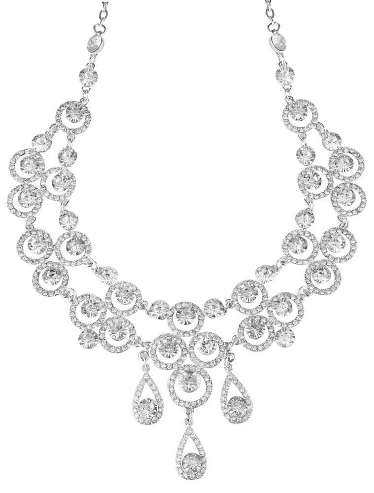 A lady wearing Classic kehle diamond earrings and necklace